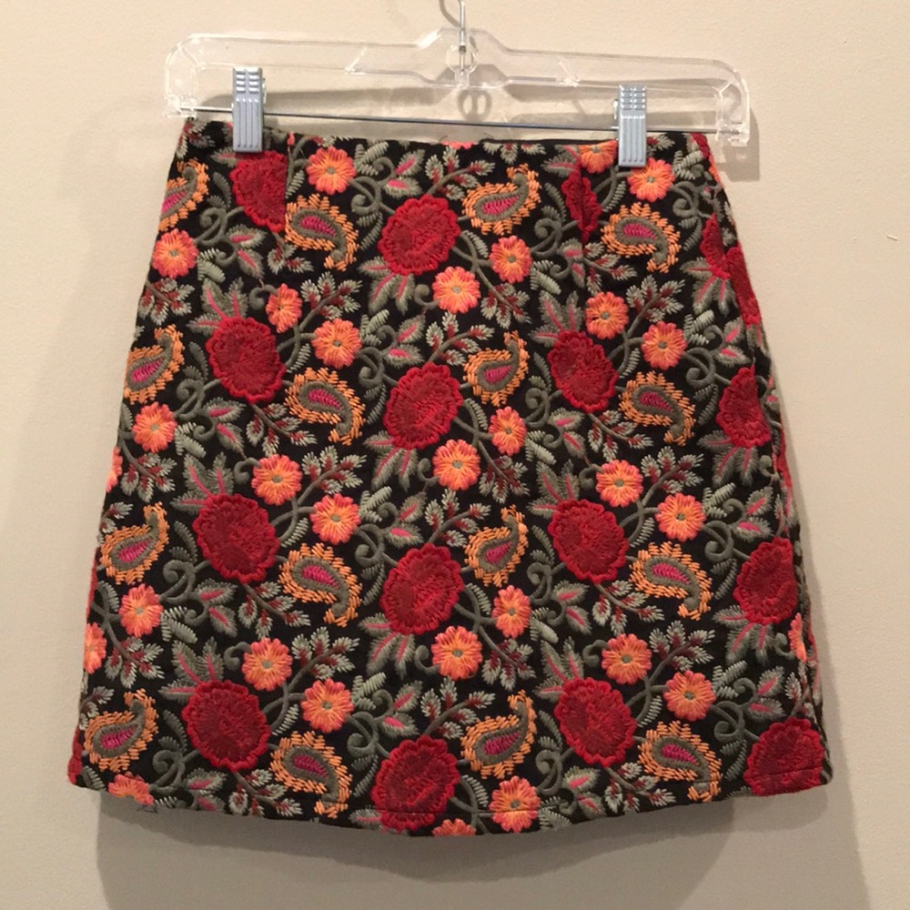 LF One Way Skirt